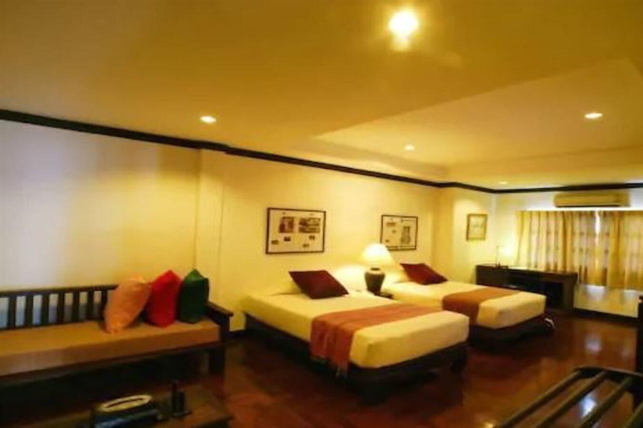 Cucumber Inn Suite Pattaya Ngoại thất bức ảnh